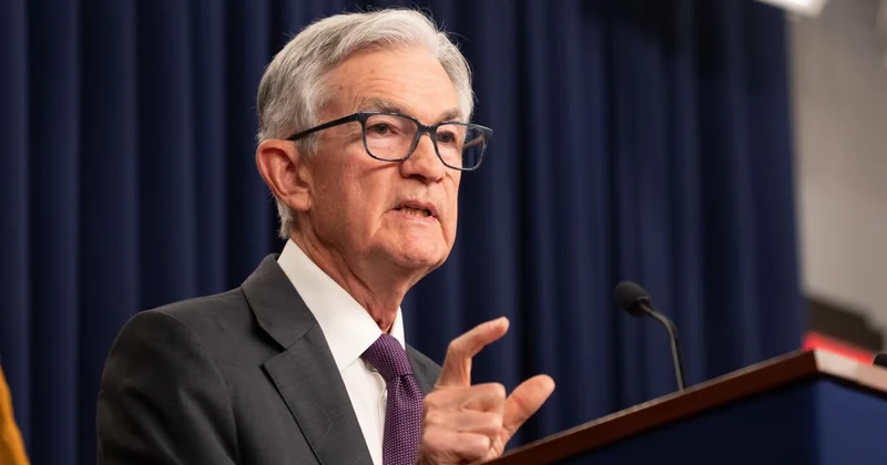 Fed Başkanı Powell: Enflasyon ve istihdam riskleri azaldı ancak ortadan kalkmadı
