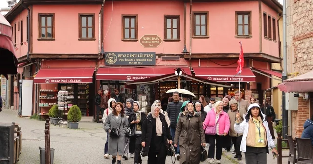 Termometreler düştü, kalabalık azalmadı: Eskişehir de hafta sonu yoğunluğu Eskişehir Haberleri