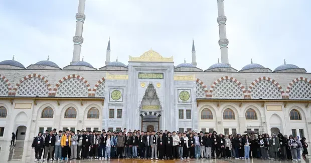 Konya haberleri Konya Büyükşehir, bu yıl 25 bin 920 öğrenciyi İstanbul a götürecek 29 Mart 2026