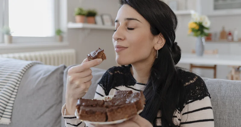 Yedikçe yediren tuzak: Bu yiyecekler beyninizi ele geçiriyor