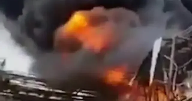 İran dan İsrail e misilleme devam ediyor: Beerşeba da fabrikayı vurdu VİDEO İZLE