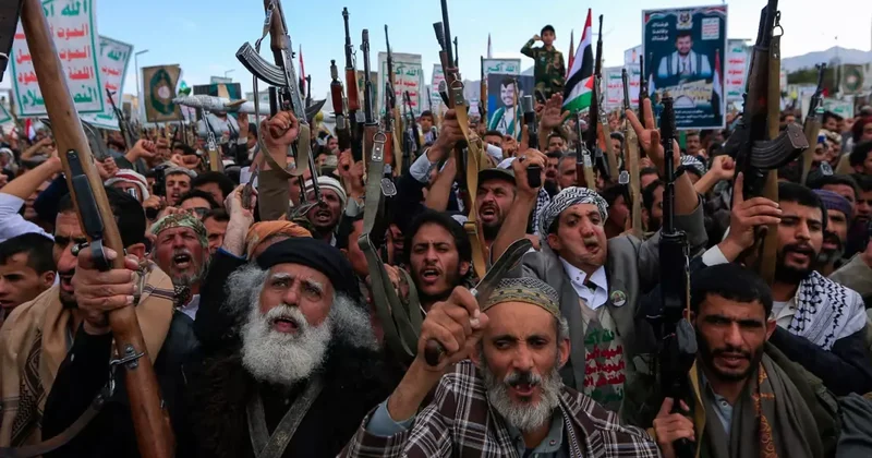 Savaşta yeni cephe açıldı! Husiler den İsrail e saldırı