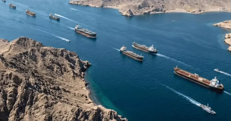 İran, Pakistan Bayraklı Gemilere Geçiş İzni Verdi