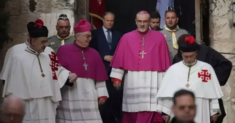 Kudüs te Hristiyan ayinine İsrail engeli! Kilise liderlerinin katılımı engellendi