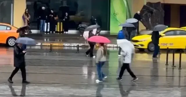 İstanbul da hava nasıl olacak? Yağmur kaç gün sürecek? İstanbul da hava durumu: Meteorolojiden uyarı geldi VİDEO İZLE