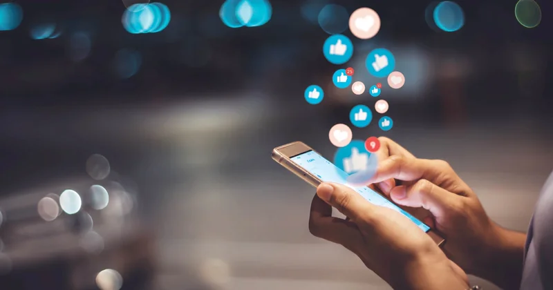 Bakan Uraloğlu: Sosyal medyada haftada 41.5 saat