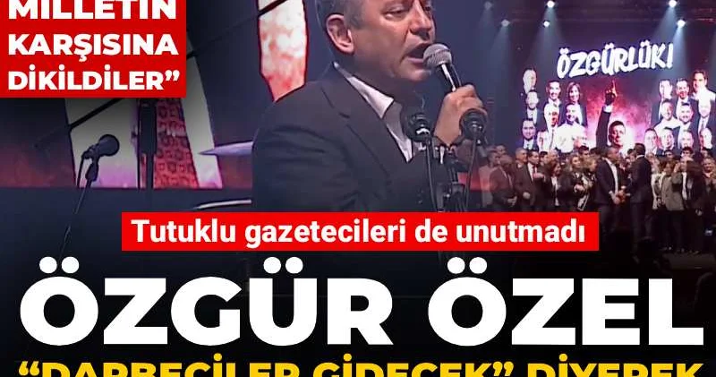 Özgür Özel “Darbeciler gidecek” diyerek on binlere seslendi! “Yargı cübbeleri ile milletin karşısına dikildiler”