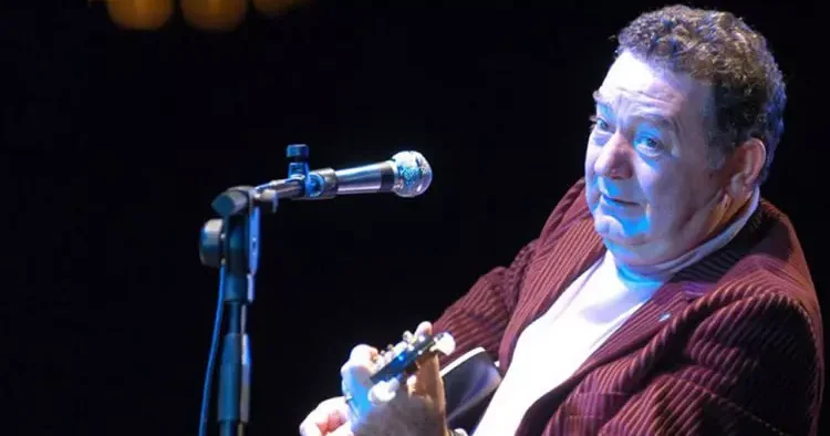 Kayahan ın bilinmeyen takıntısı yıllar sonra ortaya çıktı! Kızının adında bile dikkat etmiş