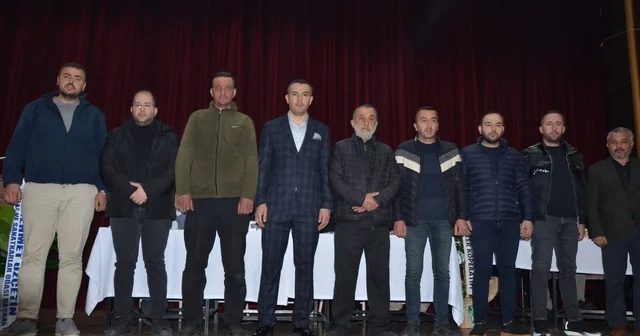 Kırkağaç Şoförler Odası nda yeni başkan Talha Küçük Başkan Küçük, büyük heyecana sahne olan seçimi 1 oy farkla kazandı Manisa Haberleri