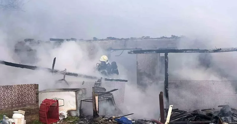 Menteşe’de evde çıkan yangında ev kullanmaz hale geldi