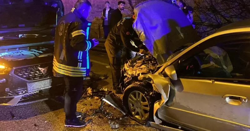 Yola dökülen sıvı kazaya sebep oldu: 3 yaralı