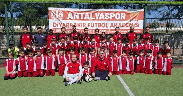 Antalyaspor Diyarbakır Futbol Akademisinden çocuklara sağlık atölyesi Diyarbakır Haberleri