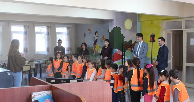 Köyceğiz de minik kalpler kütüphane ile buluştu Muğla Haberleri