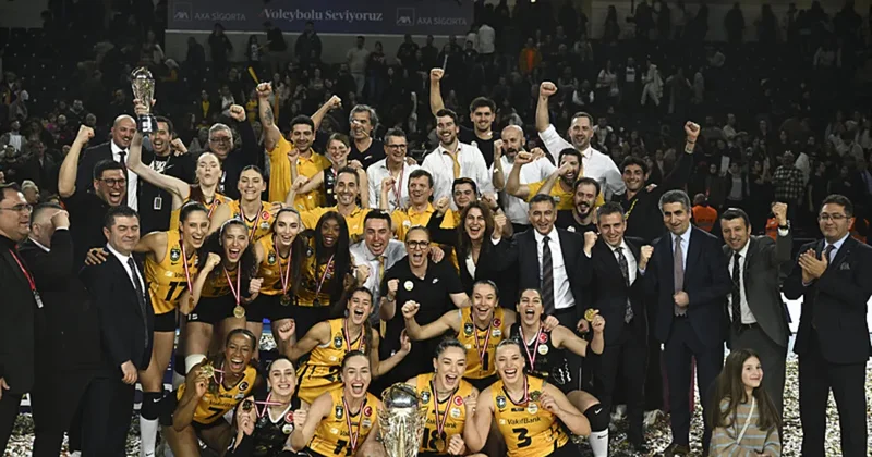 Eczacıbaşı Dynavit, yarı final ilk maçına çıkıyor