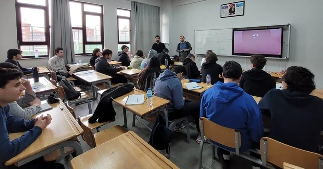 Eskişehir Bilim Olimpiyatları Akademisi nde eğitim meşalesi yandı 85 yetenekli öğrenci uluslararası arenalar için hazırlanıyor Eskişehir Haberleri