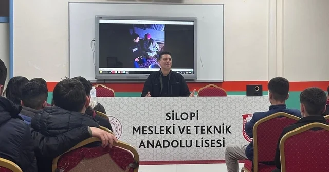 Yazar İbrahimoğlu öğrencilerle bir araya geldi Şırnak Haberleri