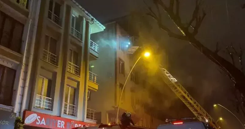 Bahçelievler de hurdalıktan yükselen alevler yan binaya sıçradı