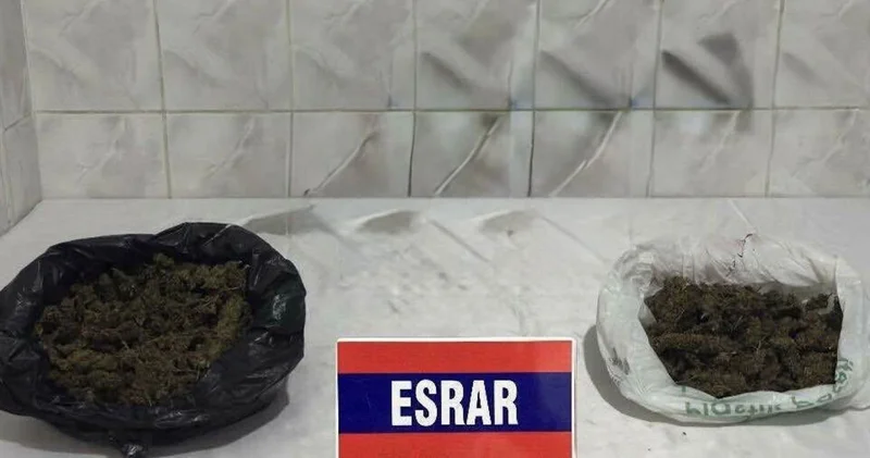 Şüphe üzerine durdurulan otomobilden uyuşturucu çıktı: 3 kişi gözaltında