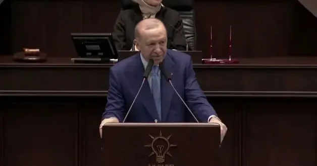 AK Parti Grup Toplantısı nda sıcak anlar! Bir çocuğun Tayyip Dede, seni seviyorum sözleri herkesi tebessüm ettirdi