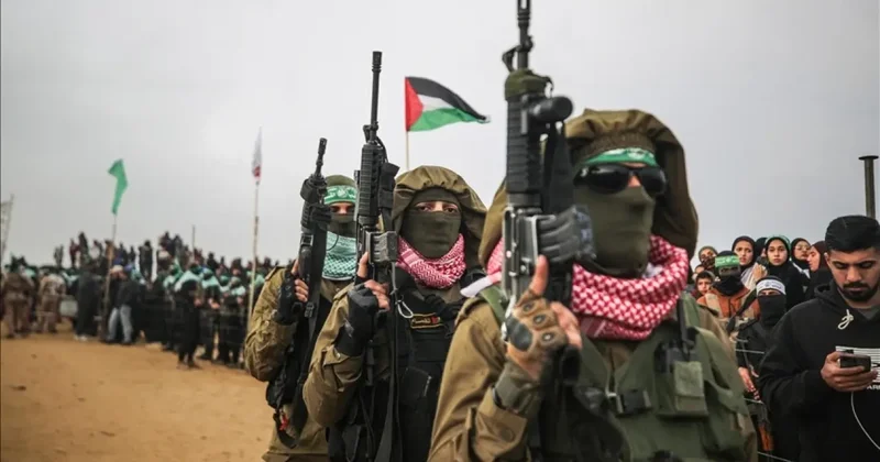 Kassam Tugayları Komutanı Al Shanbari ile oğlu İsrail saldırısında öldü