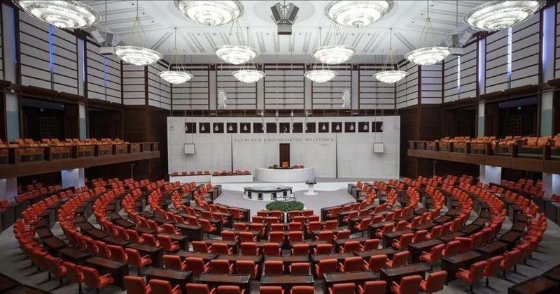 12. YARGI PAKETİ MECLİS TEN SON DAKİKA GEÇTİ Mİ? 12. yargı paketi içeriği ve maddelerinde af, infaz, IBAN kiralama var mı, son durum ne?