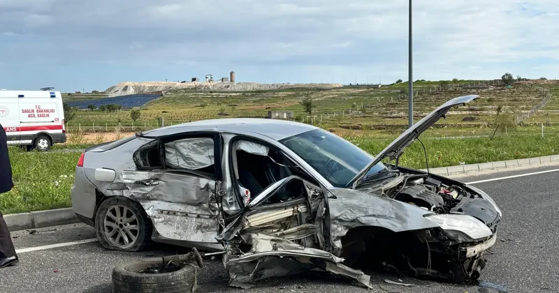 Mardin’de minibüs ve otomobil çarpıştı: Yaralılar var