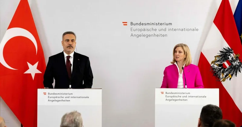 Bakan Fidan: Hürmüz ü açma niyetiyle hareket edilmeli Politika Haberleri