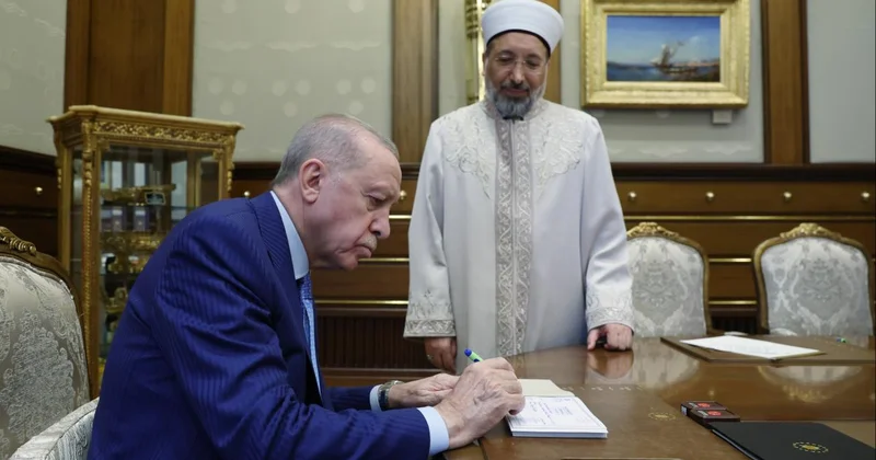 Cumhurbaşkanı Erdoğan, kurban bağışını TDV ye yaptı