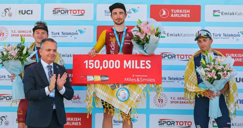 TUR 2026 nın 4. etabını Stanislaw Aniolkowski kazandı!