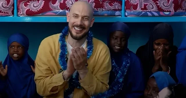 Cem Özkök Somali de yetimhane açtı: 100 kız çocuğuna umut oldu VİDEO İZLE