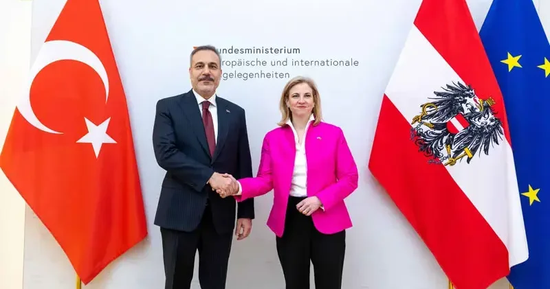 Bakan Fidan, Avusturyalı mevkidaşı Meinl Reisinger ile bir araya geldi