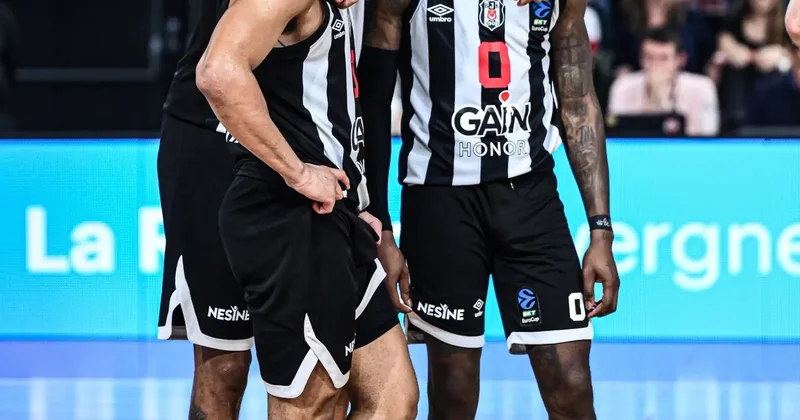 Beşiktaş a büyük alkış: Son saniyeye kadar vazgeçmeyen mücadele