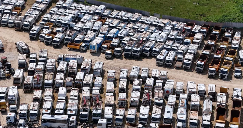TMSF nin el koyduğu yüzlerce araç böyle görüntülendi