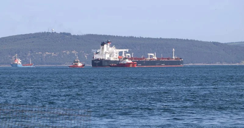 Çanakkale Boğazı nda tanker arızası: Gemi trafiği çift yönlü askıya alındı