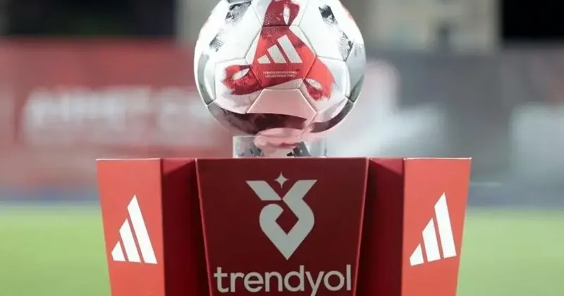 Süper Lig de 33. hafta programı açıklandı! Tüm maçlar aynı saatte başlayacak Fanatik Gazetesi Süper Lig Haberleri Spor