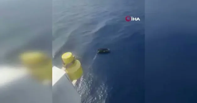 Akdeniz de ölümle burun buruna gelen yüzlerce göçmeni Türk gemisi kurtardı