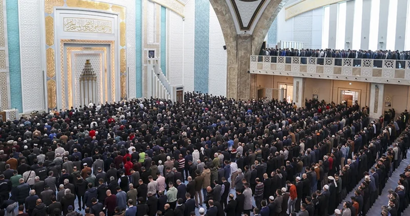 CUMA NAMAZI SAATLERİ 29 MAYIS 2026: Diyanet ile İstanbul, Ankara, İzmir cuma ezanı saat kaçta okunacak?