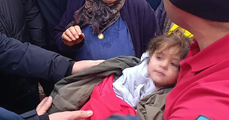 3 yaşındaki Aybüke 3 ili harekete geçirdi! 2 kilometre uzakta bulundu