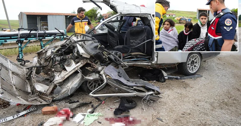 Bayram yolunda korkunç kaza: 2 kişi öldü, 7 kişi yaralandı