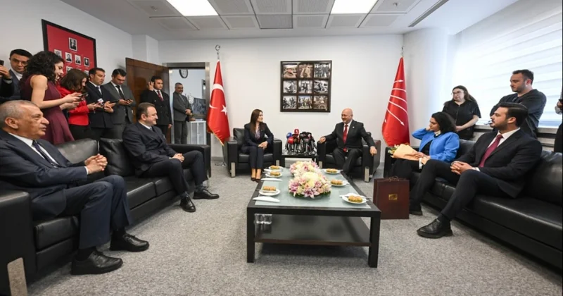 CHP ile AKP güle oynaya bayramlaştı Sözcü Gazetesi