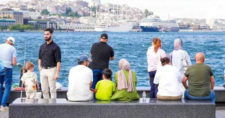 İstanbul da en fazla onlar yaşıyor: Şehirler göç konusunda birbiriyle yarışıyor!