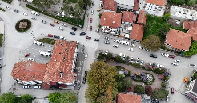 Çerkeş ilçe merkezinde trafik yoğunluğu yaşanıyor Çankırı Haberleri