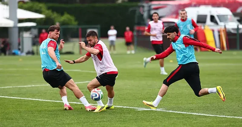 A Mili Futbol Takımı, iki günlük iznin ardından çalışmalara başladı