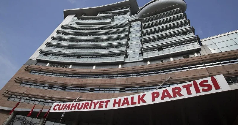 Özel’den yana saf tuttular Gündem Haberleri