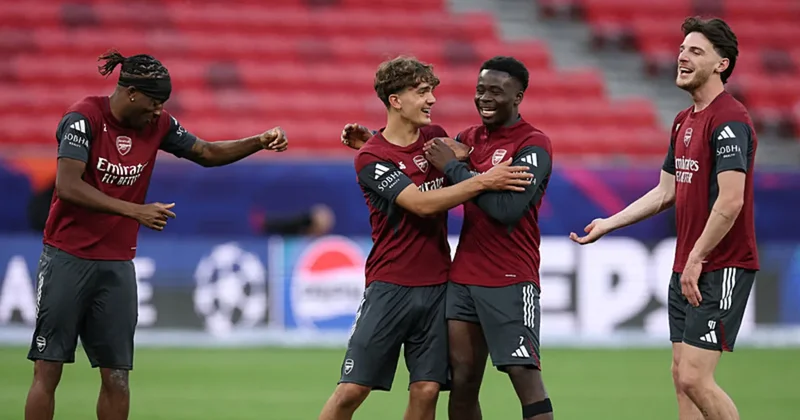 Arsenal, Paris Saint Germain finaline hazır!
