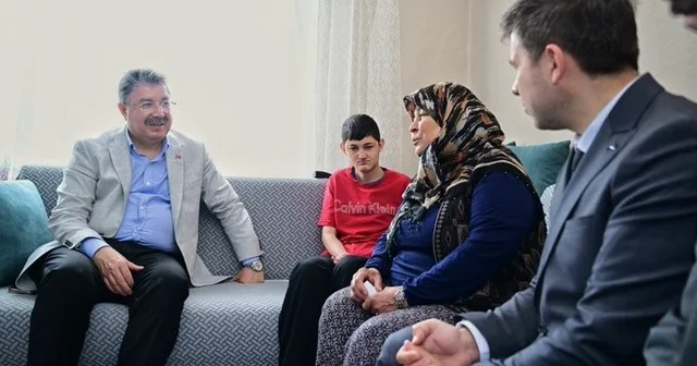 Vali Yılmaz, engelli Mehmet Doğan ve ailesini ziyaret etti Eskişehir Haberleri