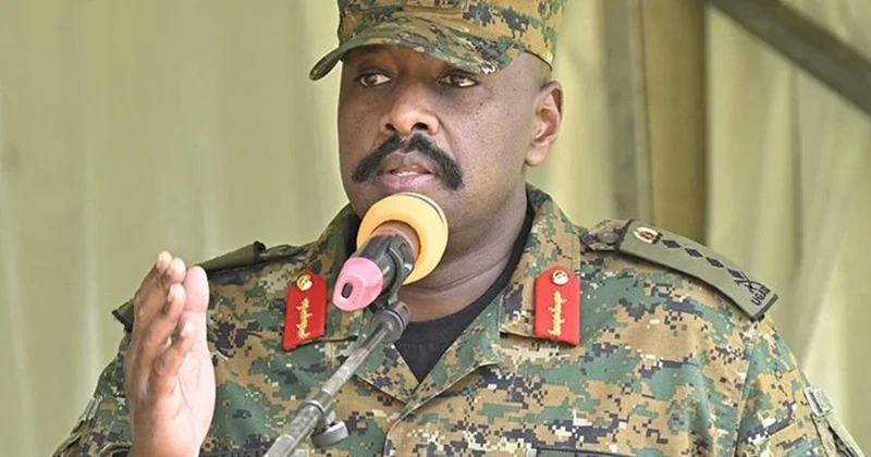 Ugandalı general Özgür basına inanmıyorum deyip, ülkenin en büyük iki medya kuruluşunu kapattı