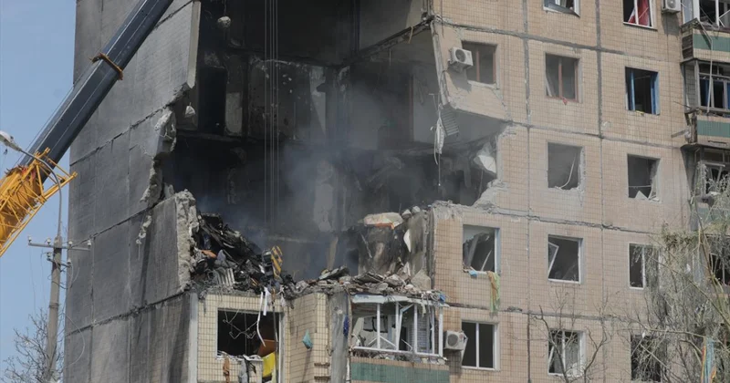 Ukrayna: Rus ordusunun Dnipro ve Zaporijya ya düzenlediği saldırılarda 8 kişi öldü, 35 kişi yaralandı