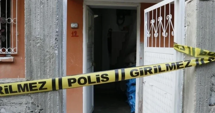 16 yaşındaki kız çocuğu annesini uyurken öldürdü