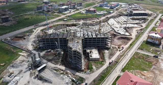 500 Yataklı Kars Bölge Hastanesi yükseliyor: Kars sağlıkta yeni bir döneme hazırlanıyor Kars Haberleri Habertürk Yerel Haberler